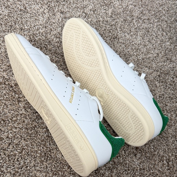 Adidas Homer Simpson x Stan Smith Men’s Shoes - Picture 9 of 9